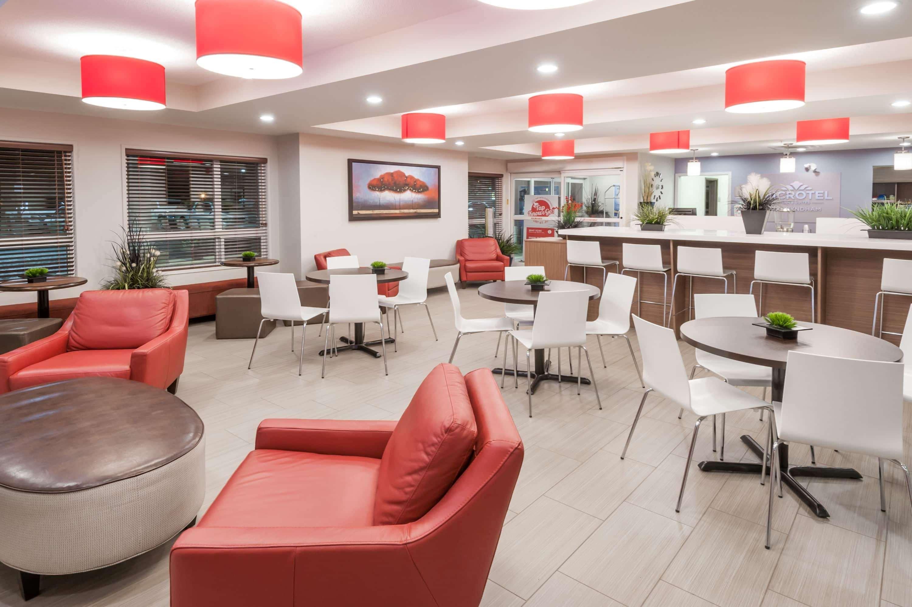 Microtel Inn & Suites By Wyndham Fort Saint John Fort St. John Eksteriør bilde