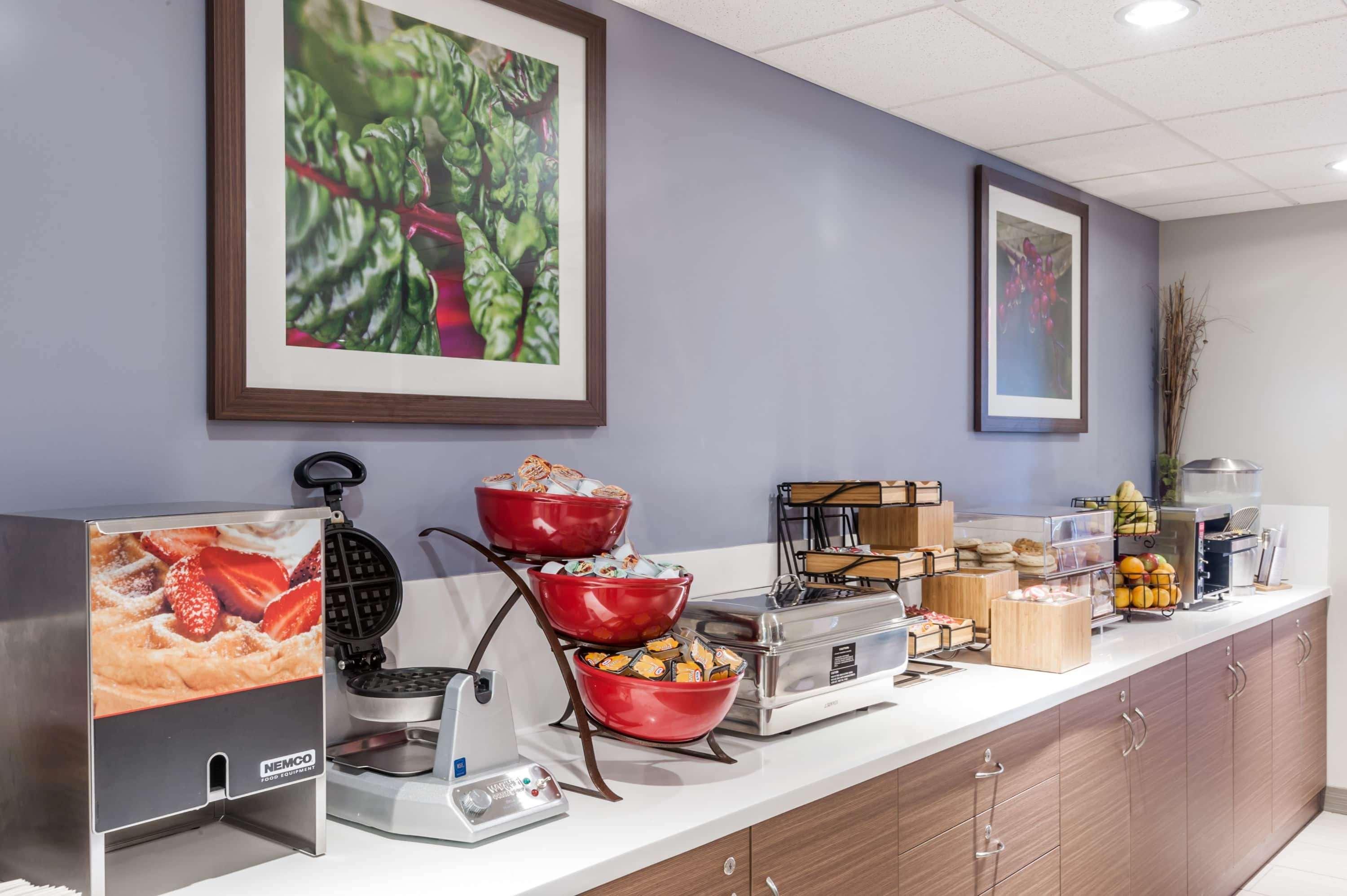 Microtel Inn & Suites By Wyndham Fort Saint John Fort St. John Eksteriør bilde